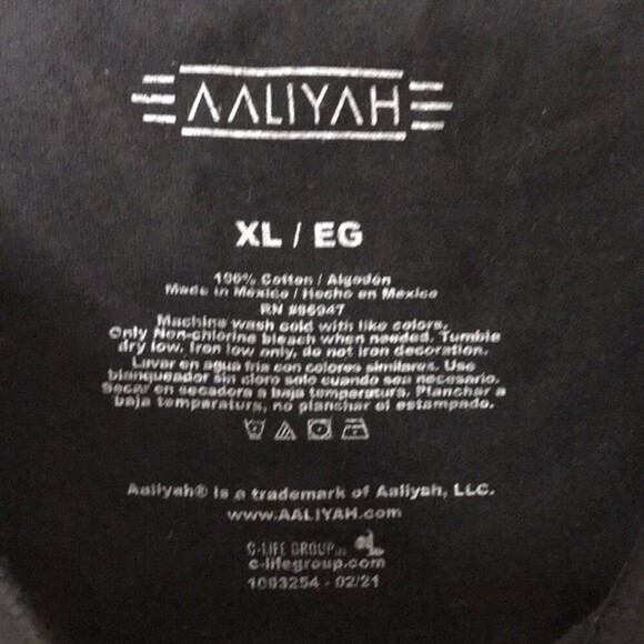 Aaliyah black graphic T-shirt size XL - Picture 5 of 9